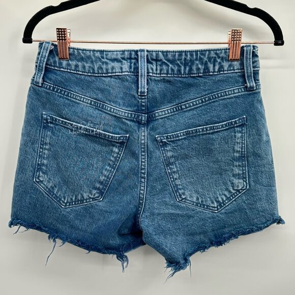 Universal Thread Vintage Style Midi Jean Shorts Size 25 - Picture 2 of 4